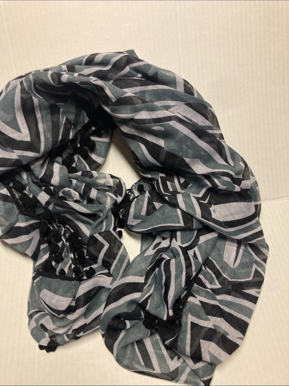 Nicole Marciano-Infinity Lightweight Black & Gray Geometric Women's Scarf